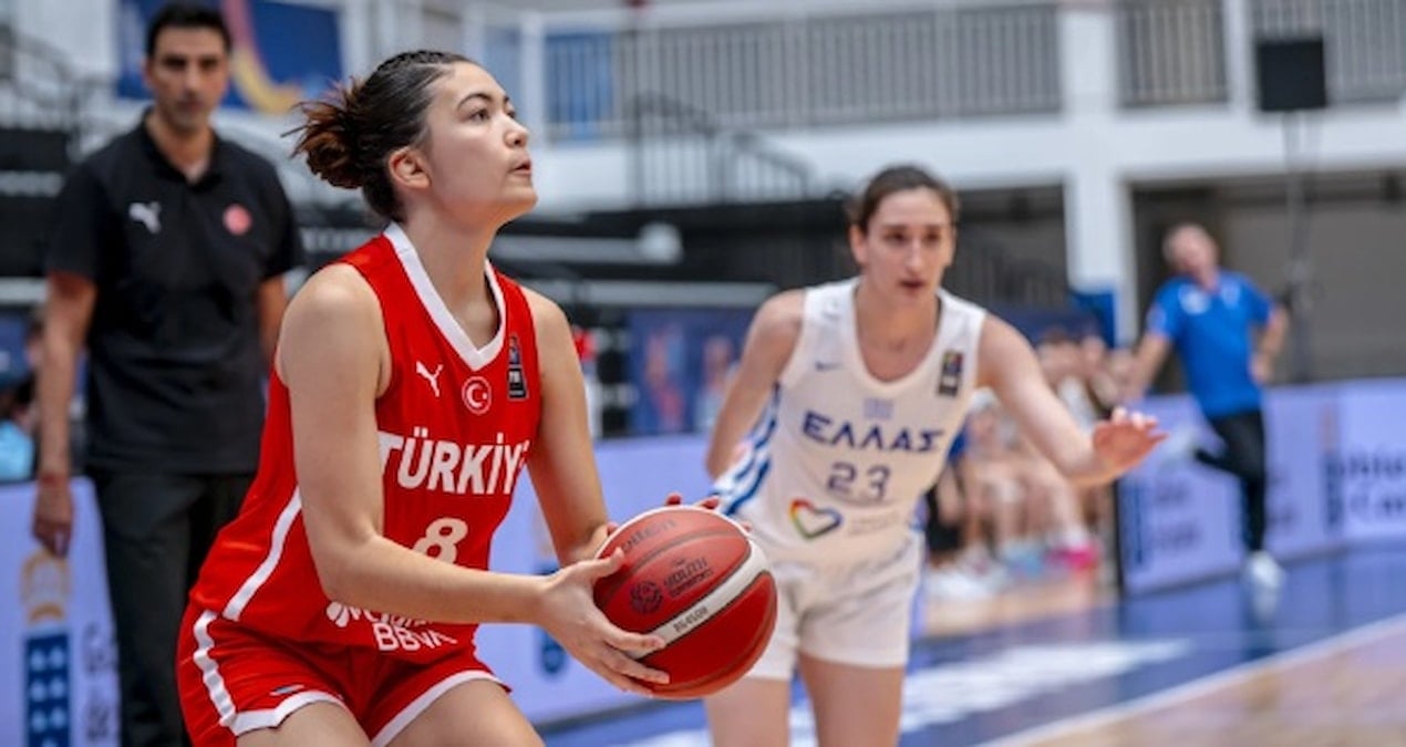 Türkiye U18 Kız Milli Basketbol Takımı, Avrupa Şampiyonası'nda Yunanistan'ı 71-48 Yenerek 13. Oldu