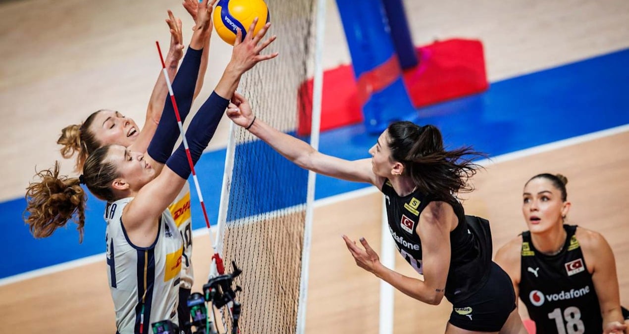 Filenin Sultanları 5 Sette Namağlup Lider İtalya'ya 3-2 Yenildi! [1][3]