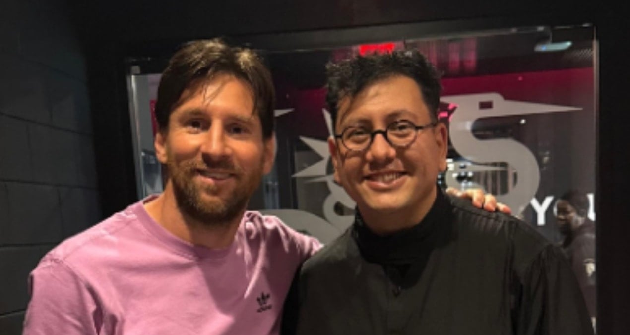 Refik Anadol'un AI Eseri: Messi'nin İkonik Golü 1.865 Milyon Dolara Rekor Kırdı!