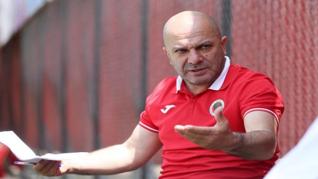 Gençlerbirliği'nde istifa şoku! 30 yıllık altyapı başkanı Seçkin Topçu ve yönetim kurulu üyesi Atilla Yıldırım ayrıldı! [1][3][4]