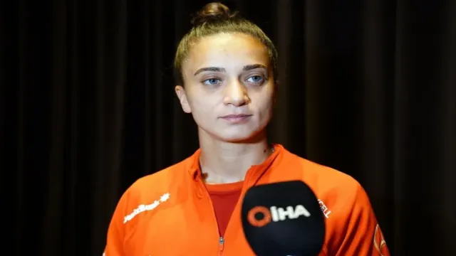 Süper Lig’de Bomba Transfer! FOMGET, Millî Futbolcu Emine Ecem Esen’i Kadrosuna Ekledi – 2024 Hedeflerine Büyük İmza 2 Emine Ecem Esen Transferi