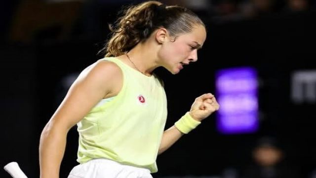 Zeynep Sönmez Wimbledon’da Tarih Yazdı: 75 Yıl Sonra Grand Slam 3. Turunda!
