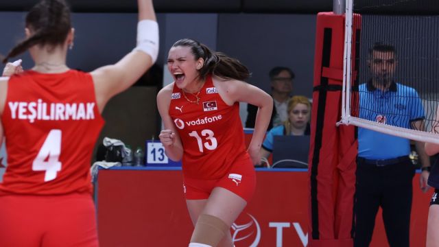 Genç Yıldız Smaçör Bianca İlayda Mumcular'ın Zeren Spor'daki Fırtınalı Yükselişi!